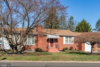 634 Whitehorse Hamilton Square Rd, Trenton, NJ 08610