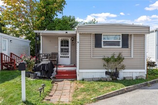 242 Manton #9 St, Pawtucket, RI 02861