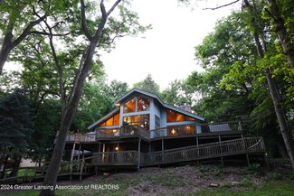 3351 Wardell Rd, Lansing, MI 48917