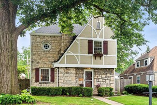 208 S Stanwood Rd, Columbus, OH 43209