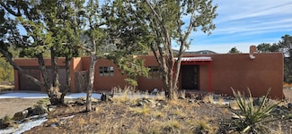 6 Ute Ln, Santa Fe, NM 87505