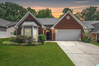 2052 Russet Woods Trail, Birmingham, AL 35244