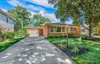 115 N Elmhurst Ave, Mount Prospect, IL 60056