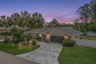 42 Boxwood Ln, Palm Coast, FL 32137