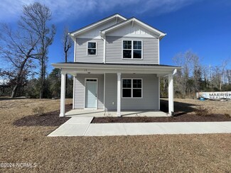 17 Little Creek Rd, Castle Hayne, NC 28429