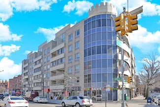 13203 Sanford Ave Unit 6I, Flushing, NY 11355