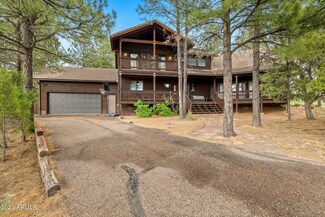 2777 Skyhawk Dr, Overgaard, AZ 85933