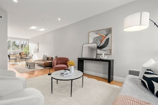 123-125 Centre St Unit 9, Boston, MA 02124