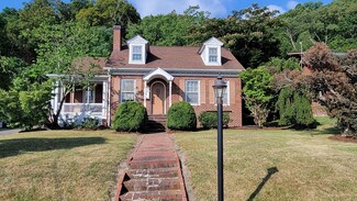 618 Addams St, Covington, VA 24426