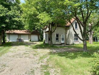 1420 N Cedar Ave, Owatonna, MN 55060