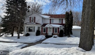 106 10th St N, Humboldt, IA 50548