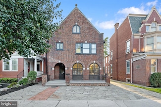 818 S George St, York, PA 17403