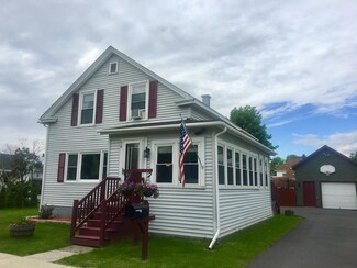 76 State St, Rouses Point, NY 12979