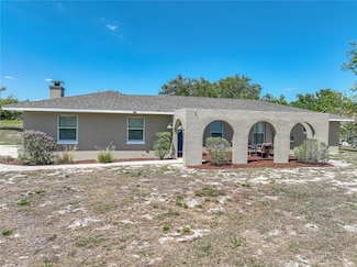 9019 Oakwood Dr, Lake Wales, FL 33898