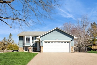 3853 155th St W, Rosemount, MN 55068