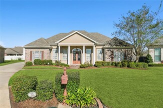 15 Sherbrooke Ct, Harvey, LA 70058