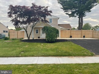 73 Old Brook Rd, Levittown, PA 19057