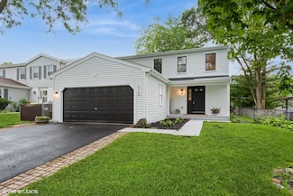 638 Iroquois Trail, Carol Stream, IL 60188