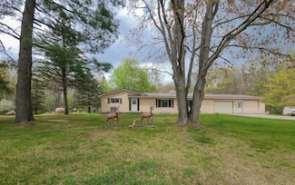 7251 E Gladwin Rd, Harrison, MI 48625