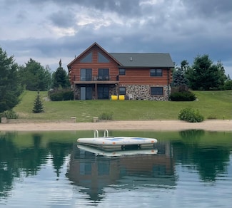N8112 Clear Water Dr, New Lisbon, WI 53950