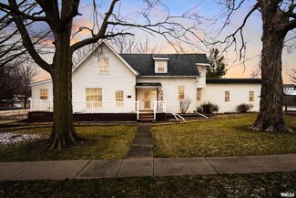 108 W 1st Ave, Deer Creek, IL 61733