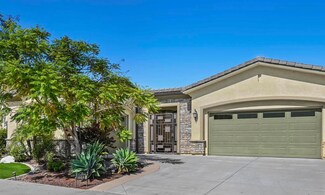 1113 Village Dr, Oceanside, CA 92057