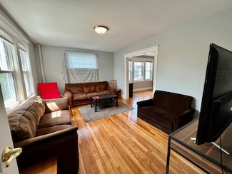 37 Sterling St Unit 2, Somerville, MA 02144