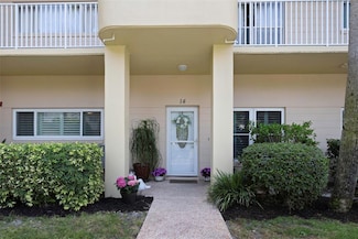 2021 Shangrila Dr Unit 14, Clearwater, FL 33763