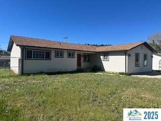 506 Lakewood Way, Susanville, CA 96130