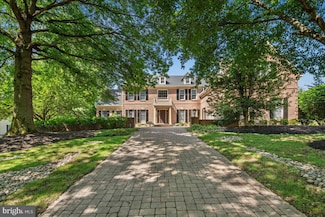 14 Walker Dr, Princeton, NJ 08540