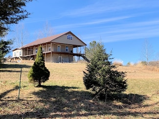28 Hope Dr, Olive Hill, KY 41164