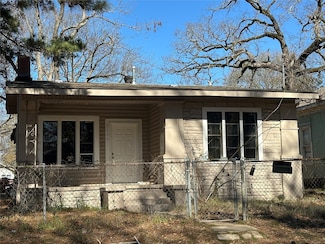 2560 Emery St, Shreveport, LA 71103