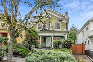 206 32nd Ave, Seattle, WA 98122