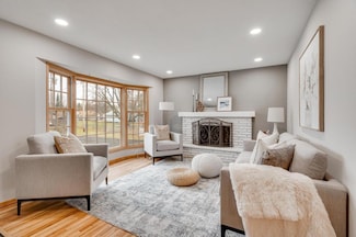 639 117th Cir NE, Minneapolis, MN 55434