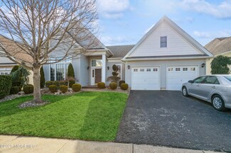 82 Beth Page Dr, Monroe Township, NJ 08831