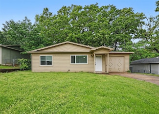 1201 Park Dr, Denison, TX 75020
