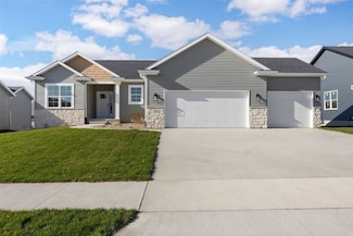 620 Grey Slate Dr SW, Cedar Rapids, IA 52404
