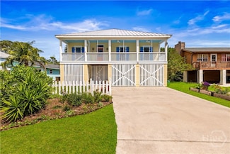 130 Lewis Ave, Tybee Island, GA 31328