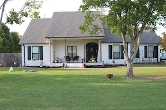 100 Evelyn Rd, Marion, AR 72364