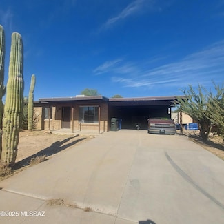 2211 E Louisiana St, Tucson, AZ 85706