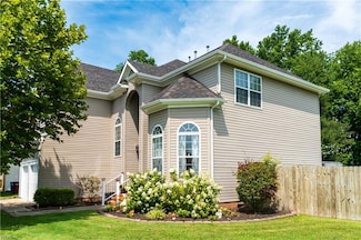 908 Artisan Ave, Chesapeake, VA 23323