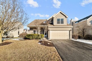 472 Mayfield Ln, Aurora, IL 60504