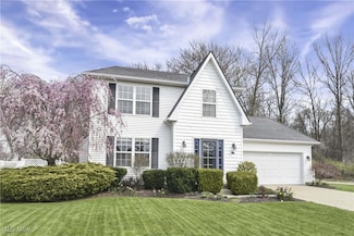 471 Elm St, Sheffield Lake, OH 44054