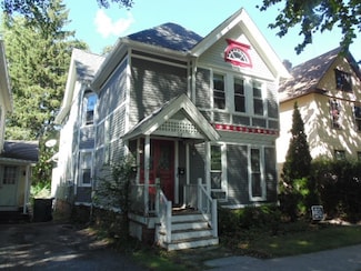 94 Hickory St, Rochester, NY 14620