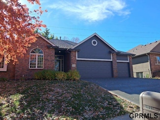 19921 Farnam St, Elkhorn, NE 68022