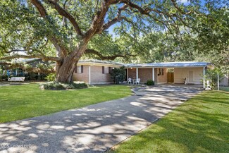 865 Market St, Pascagoula, MS 39567