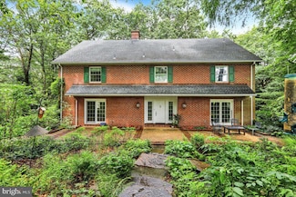 154 Deer Hill Rd, Reading, PA 19607