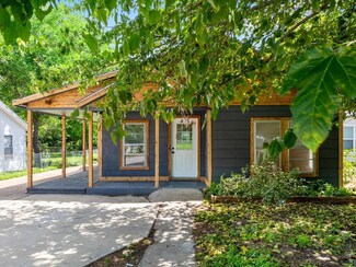 8304 Kender Ln, Fort Worth, TX 76108