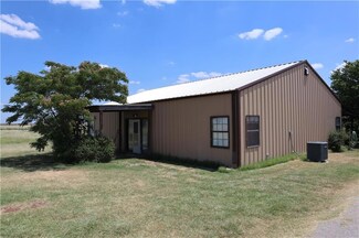 256599 E 1790 Rd, Geronimo, OK 73543