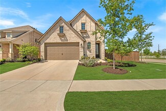 2021 Jumper Fields Dr, Aubrey, TX 76227